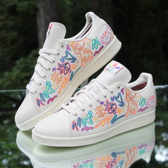 Adidas Stan Smith Pride Men’s Size 10 - Picture 5 of 12